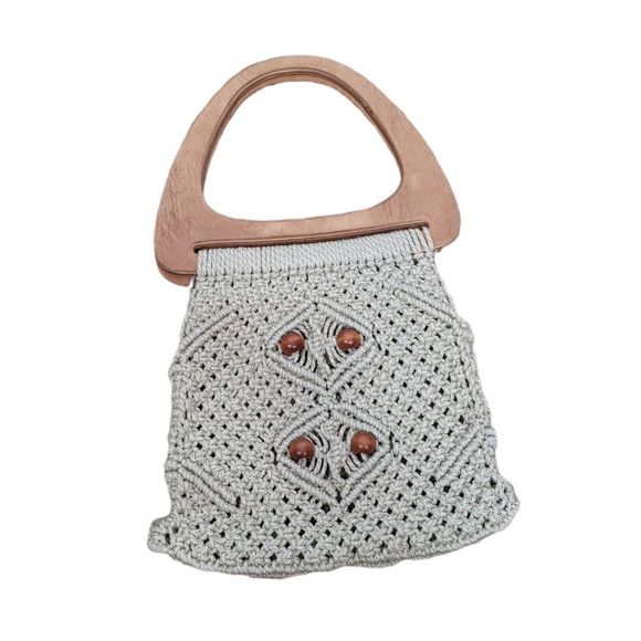handmade Handbags - Handmade Ivory Macrame Bag With Wooden Handle